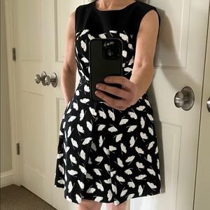 Miss Wu Black and White Midi Dress size 8